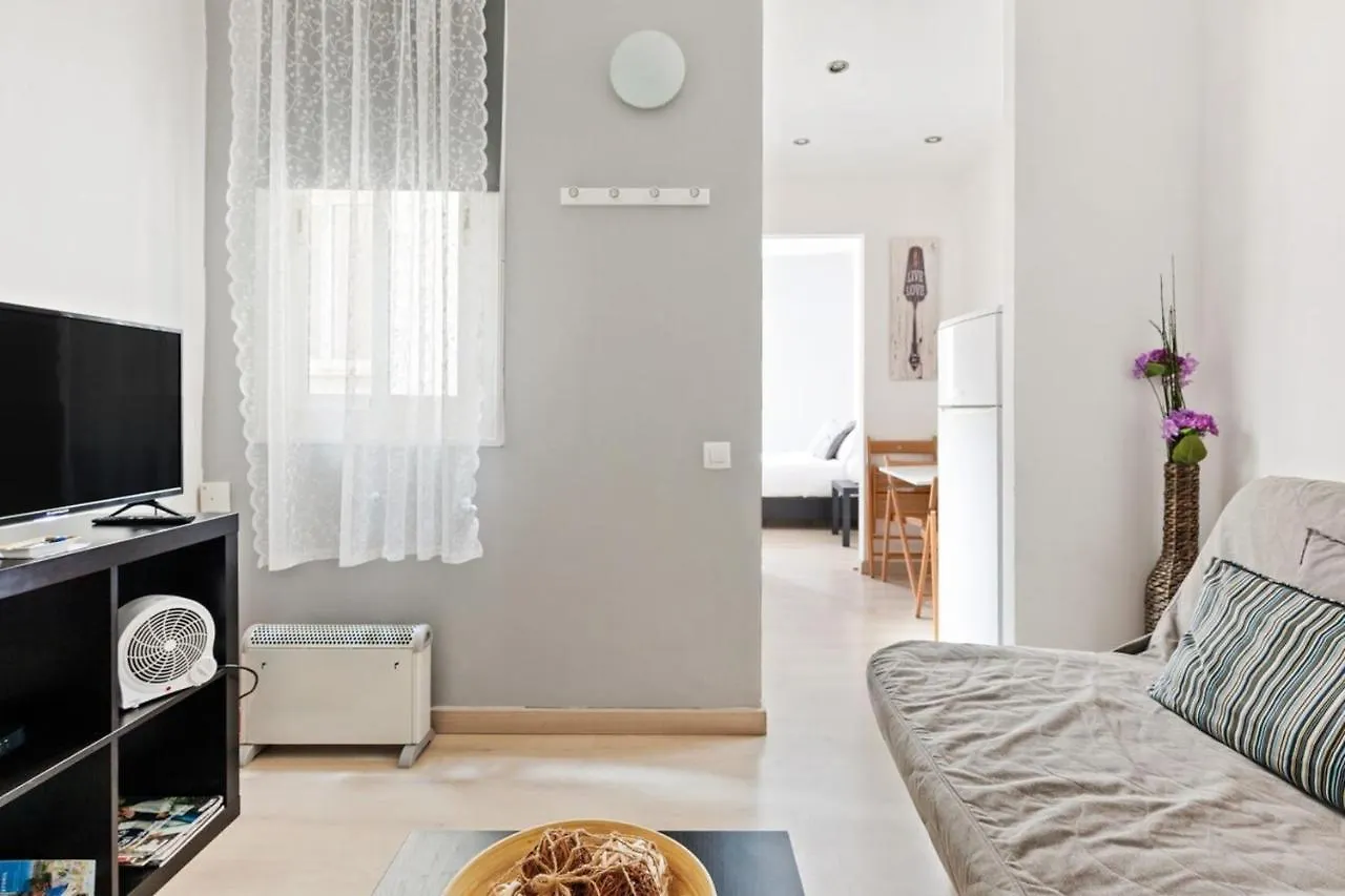 Cozy Apartment In Sagrada Familia